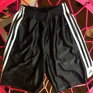 Adidas women’s retro basketball shorts